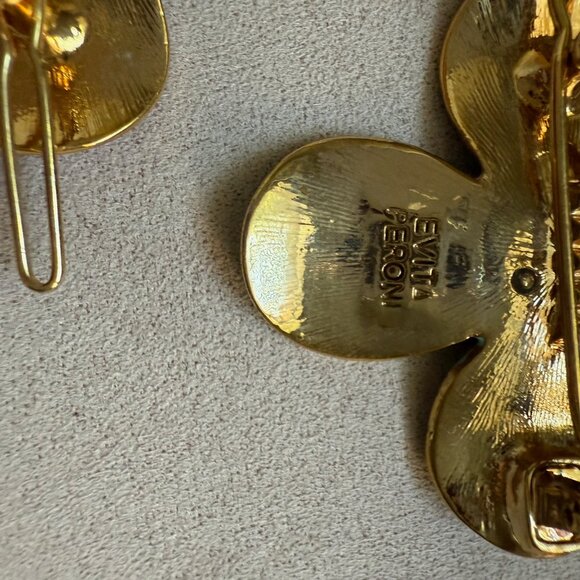 Crystal metal pins - Picture 5 of 9